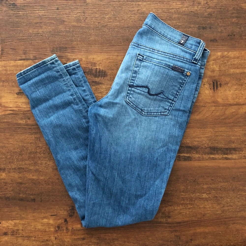 Seven 7 for all mankind light wash skinny jeans